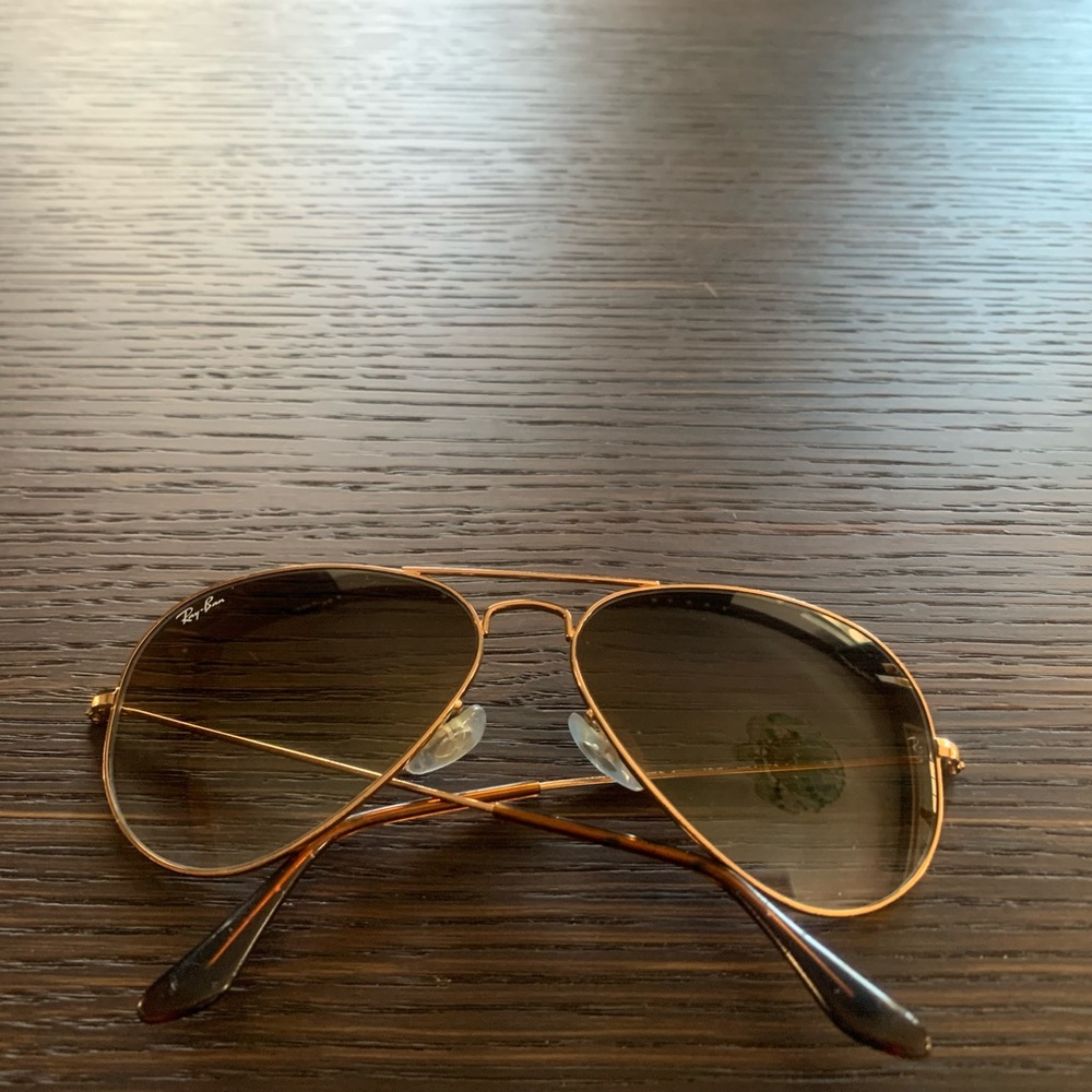 Classic RayBan Aviator Sunglasses